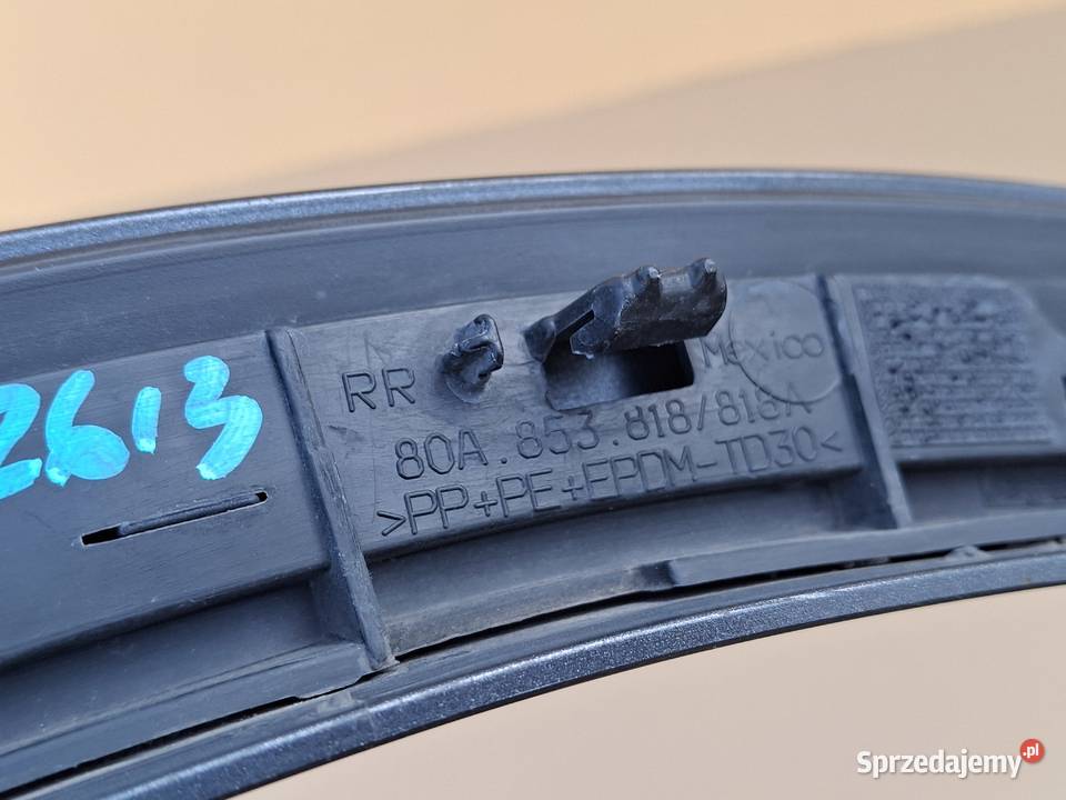 AUDI Q5 II 80A LISTWA NAKŁADKA BŁOTNIKA PRAWY
