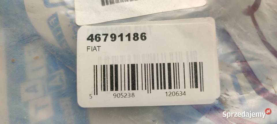 USZCZELKA DRZWI PRAWY PRZÓD FIAT MAREA 19992002