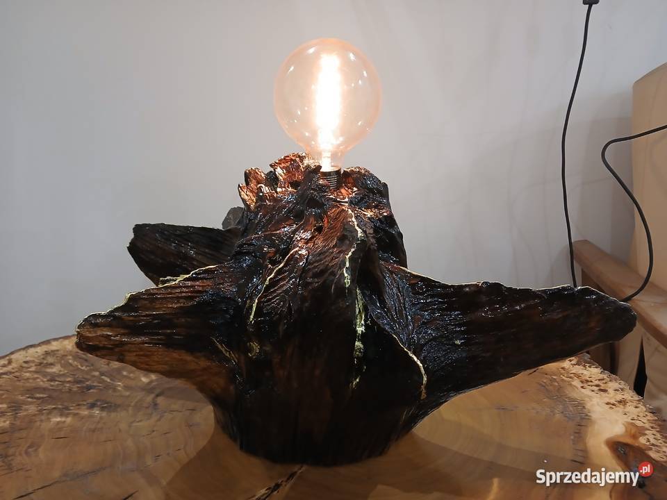 Lampa z dębowego korzenia Skawina