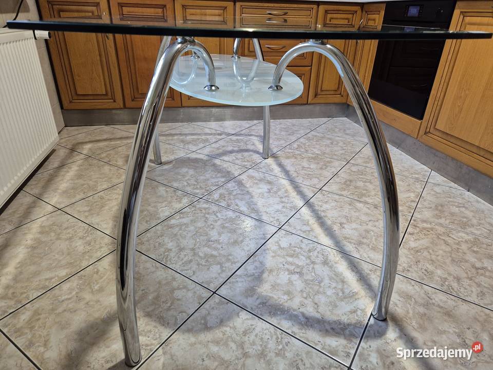 Stół szklany z czterema krzeslami Stoły z krzesłami Prądocin