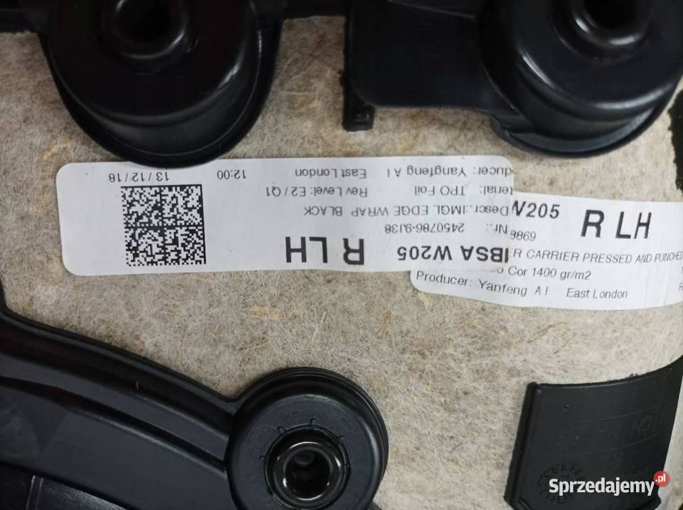 TAPICERKA BOCZEK LEWY TYŁ SEDAN MercedesBenz