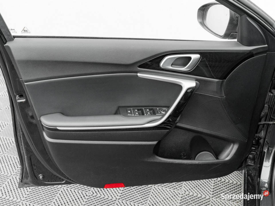 Kia Ceed GD5E58215 TGDI L Podgrzf kier szyba