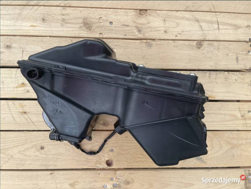 Obudowa filtra Husqvarna Svartpilen 125 Ostrzeszów