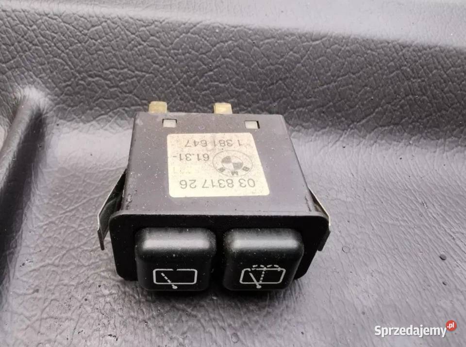 Włącznik przycisk wycieraczki tylnej BMW e30 Pozostałe śląskie Żory