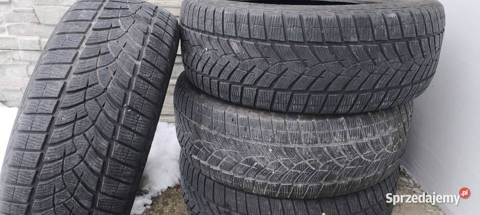 Komplet opon zimowych 23555r19 Goodyear Klucze sprzedam