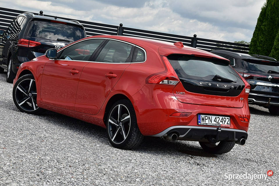 Volvo V40 20D2 120 RDesign Xenon Alcantara Led bluetooth mazowieckie Nowe Kucice