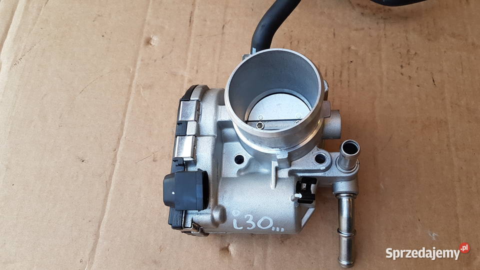 Hyundai i30 III PDE przepustnica powietrza 14T kolektory ssące