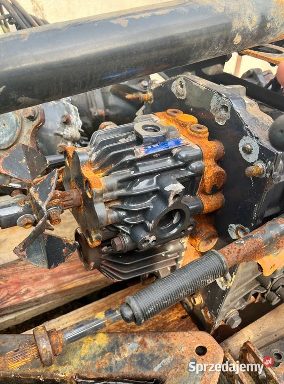 Pompa Iseki TM 217 Kłobuck