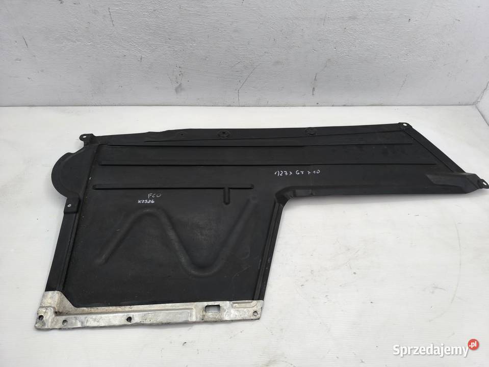 OSŁONA PODWOZIA DOLNA PRAWA BMW F20 16 116i 136