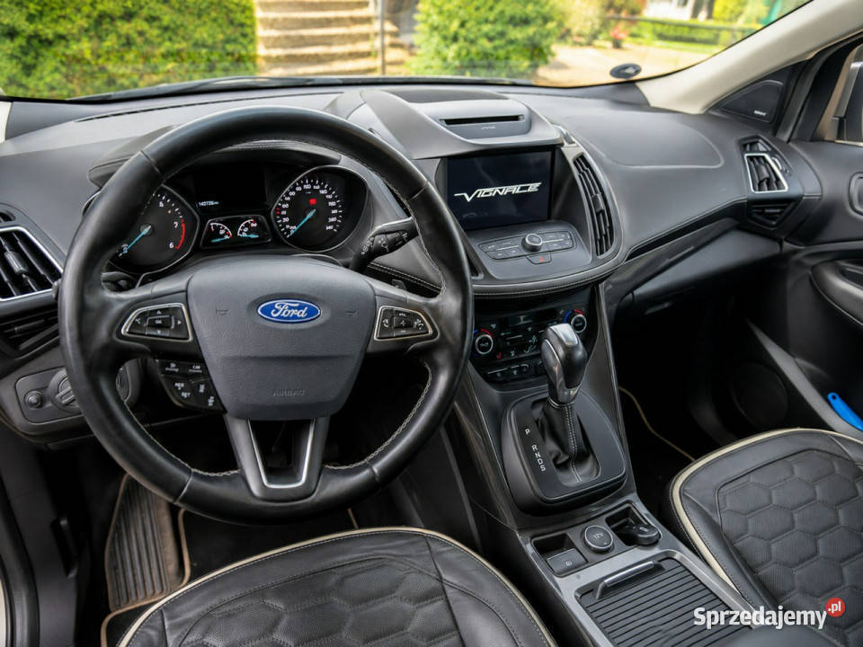 Ford Kuga II 2012 2000cm3 Sadlno