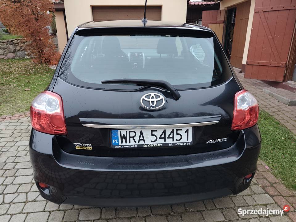 Toyota Auris Pionki sprzedam