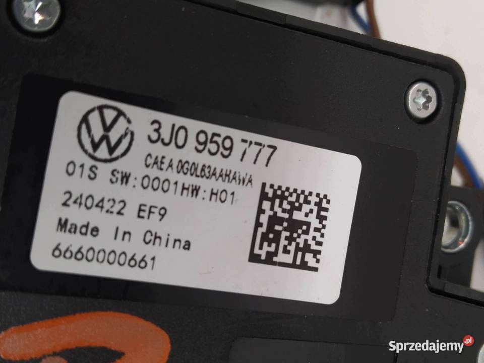 PRZEŁĄCZNIK FOTELA LEWY PRZÓD 3J0959777 Panele sterowania, przełączniki sprzedam