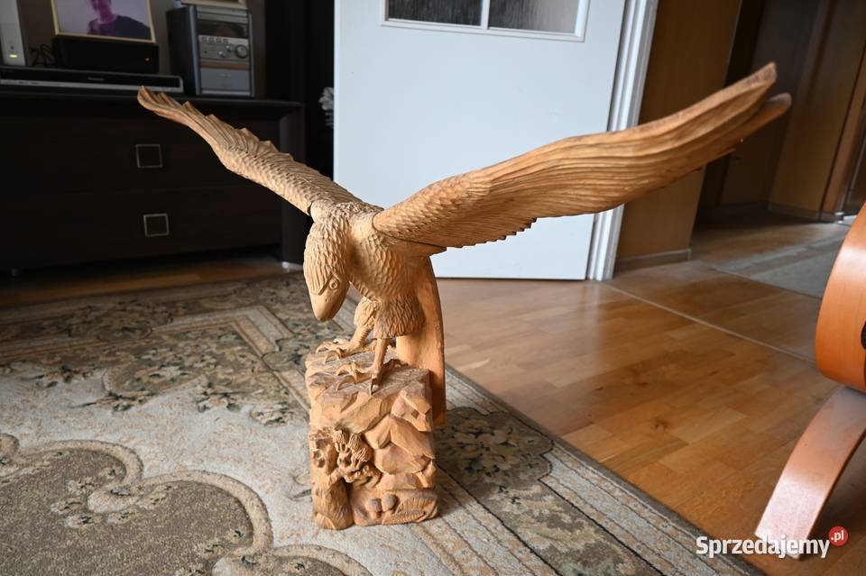 Rzeźby drewniane orły z rozpostartymi skrzydłami sprzedam