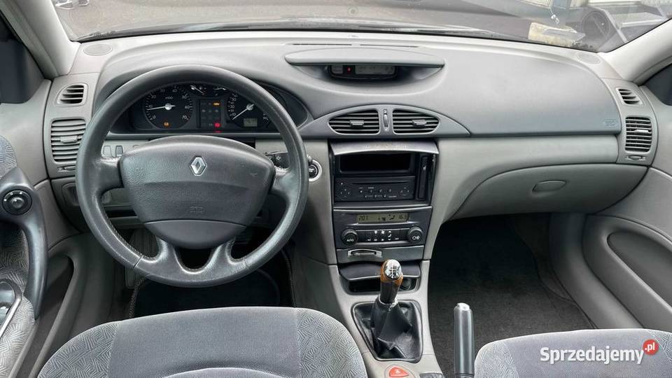 Renault Laguna 16 Benzyna 2002 Climatronic 107KM