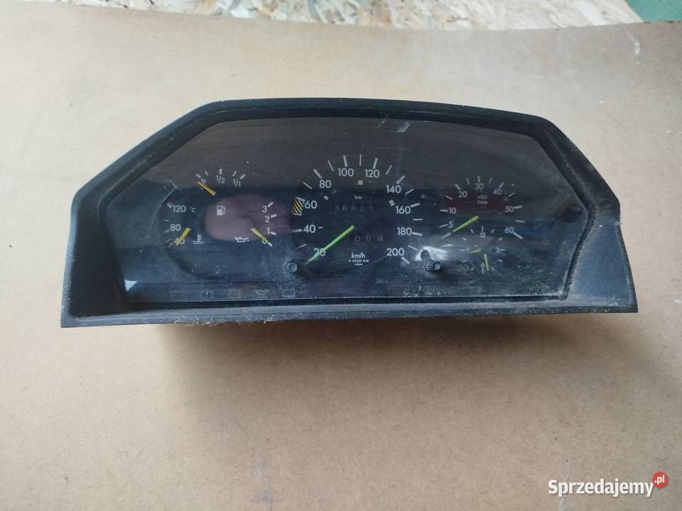 Mercedes W124 E200 E220 Licznik osobowe Dylągówka