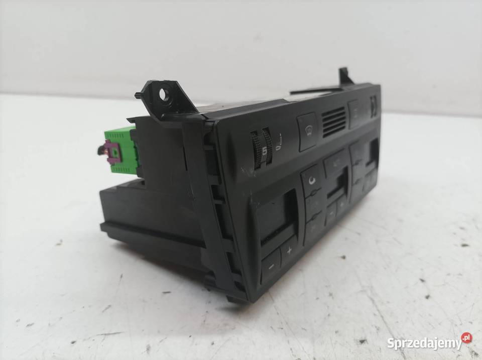 PANEL NAWIEWU ŁADNY 4B0820043G Audi A6 II Rok produkcji 1997