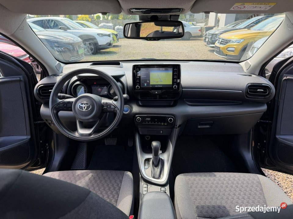 Toyota Yaris hybryda automat kamera gwarancja IV 1490cm3 wielkopolskie Zbąszyń