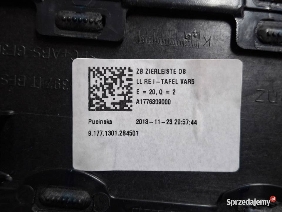 MERCEDES CLA W118 W177 LISTWA DESKI KONSOLI Bieleń