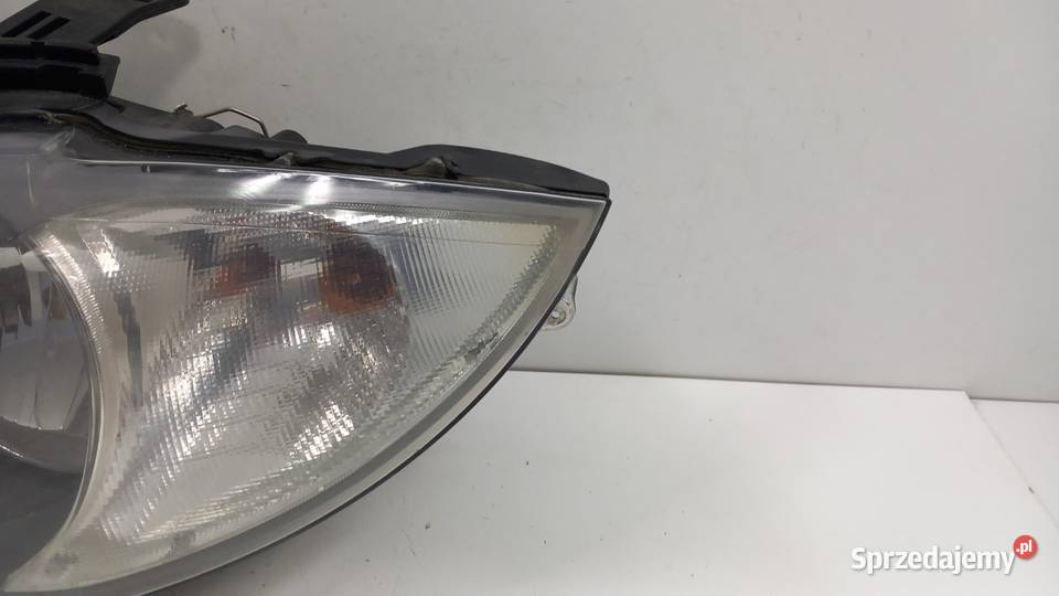 BMW 1 E87 LIFT LAMPA PRZÓD LEWA osobowe Lampy przednie Zbierkowo