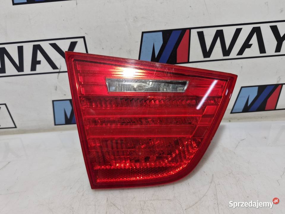 7289433 BMW E91 LAMPA LEWA LEWY TYŁ W KLAPĘ