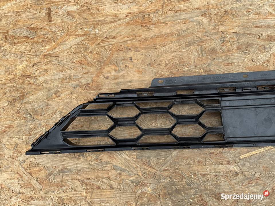 Środkowa kratka zderzaka przód Ford puma mk2 Sieraków