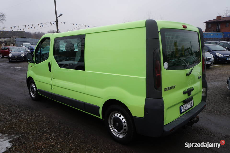 Renault Trafic LONG 25 diesel 135 6osobowy VAT marża Samochody dostawcze Częstochowa