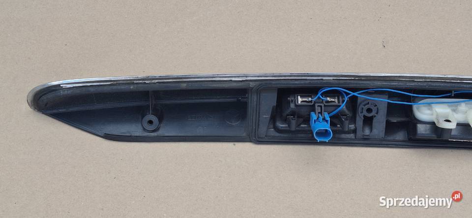 MERCEDES BKLASA W246 LISTWA BLENDA KLAPY osobowe Bieleń