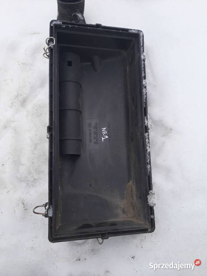 MERCEDES BENZ EKLASA W124T pokrywa obudowy Ksawerów