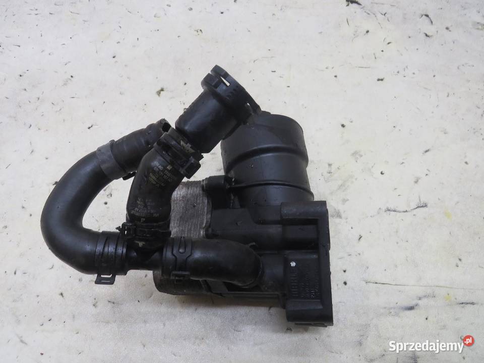 PODSTAWA FILTRA OLEJU AUDI A4 B8 LIFT 20 TDI Obudowy filtrów