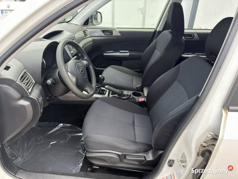 Subaru Forester RatyZamiana Gwarancja benzyna małopolskie Gdów