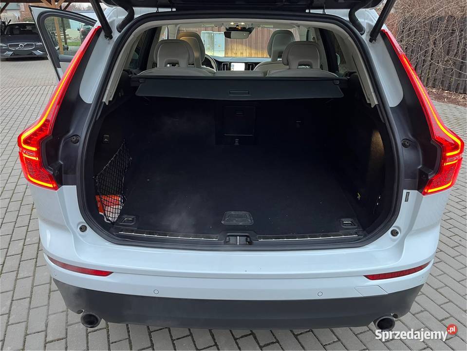 Volvo XC 60 stan perfekcyjny osoby prywatnej komputer pokładowy mazowieckie Warszawa