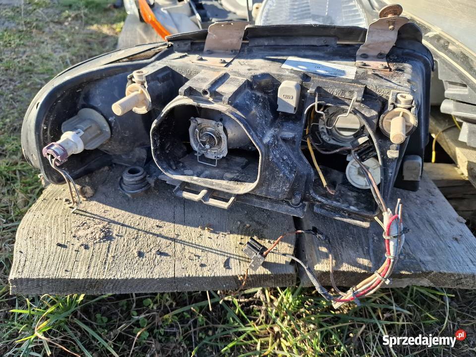 Lampa Lewa Przednia Audi A4 B5 Lift Wisznice