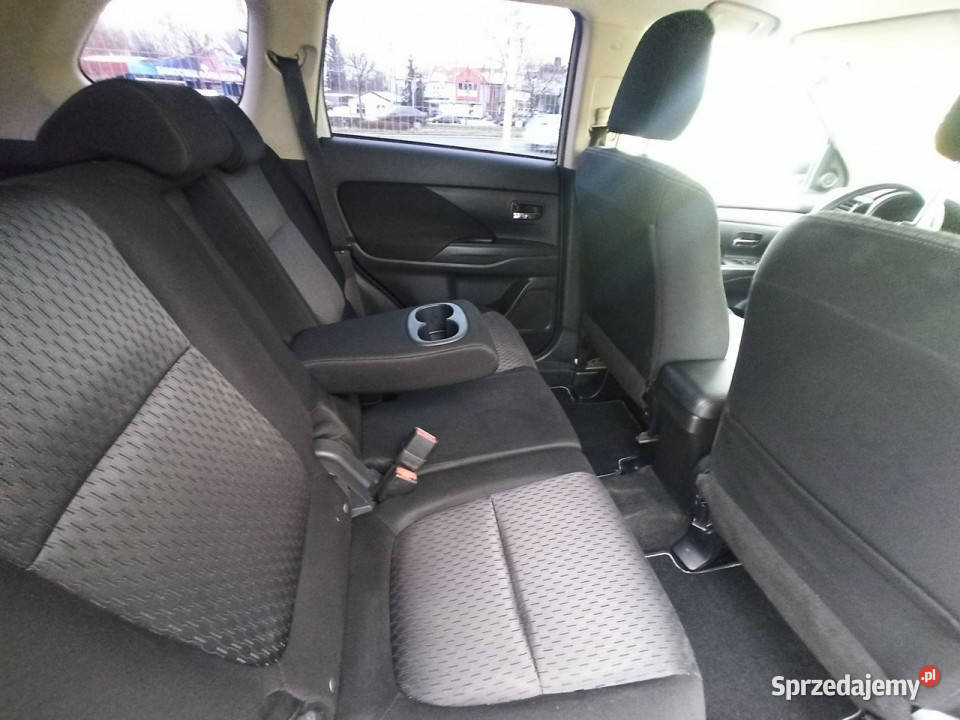 Mitsubishi Outlander serwis ASO do końca 2x koła Zarejestrowany w Polsce