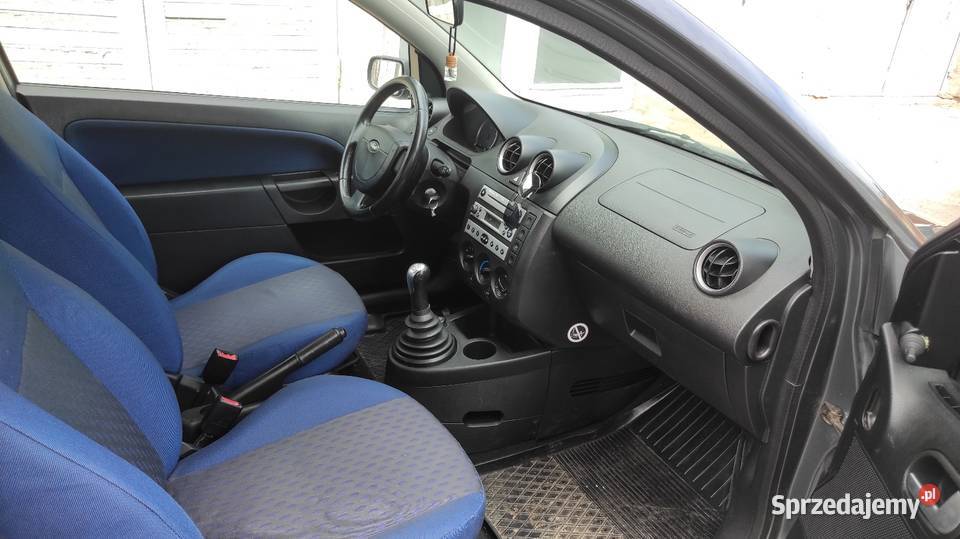 Ford Fiesta 14 benzyna 2005 z clima sprawna Chodzież