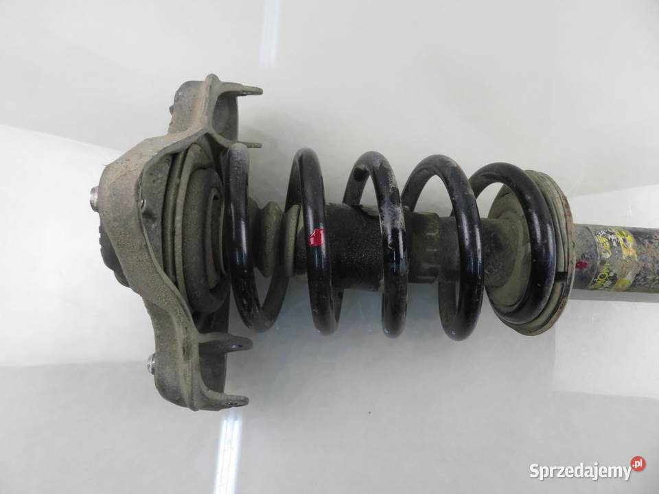 MCPERSON PRAWY PRZEDNI AUDI A4 B6 18 T osobowe Amortyzatory