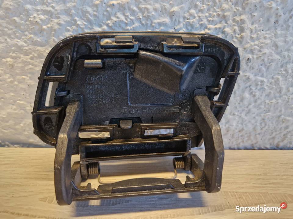 Zaślepka spryskiwacza Audi A4 B8 prawa osobowe wielkopolskie Kwilcz sprzedam