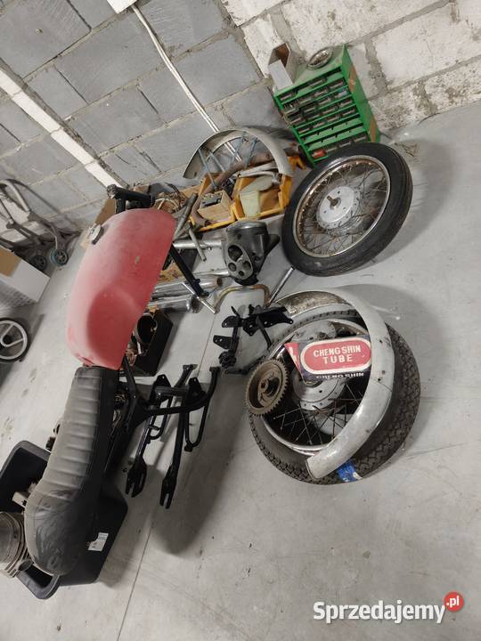 Royal Enfield Continental GT 250 z 61r Pionki