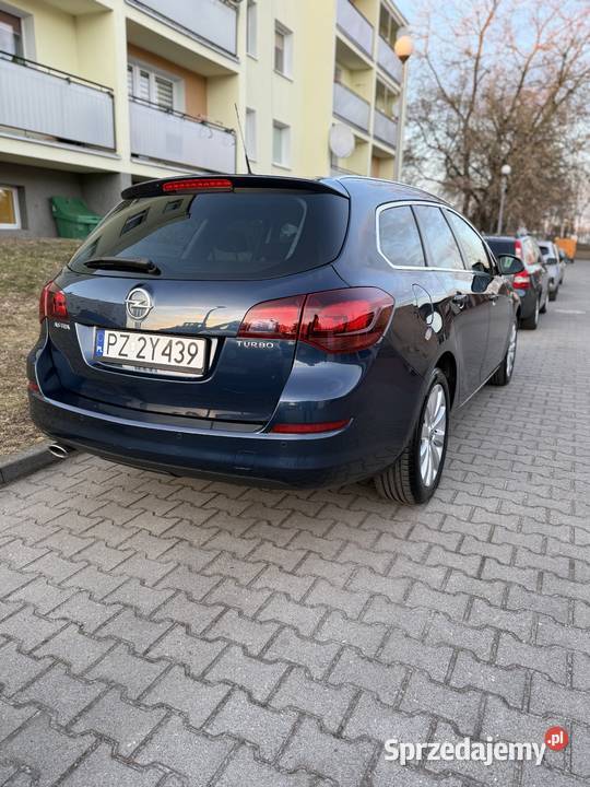 Opel Astra J Cosmo 14 turbo 140 biksenon nieuszkodzony Kórnik sprzedam