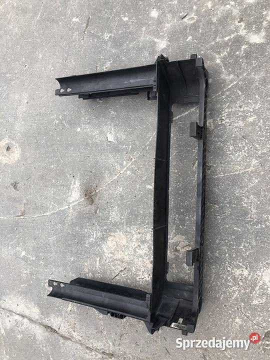 Obudowa chłodnicy BMW e60 e61 30d osobowe Grudziądz