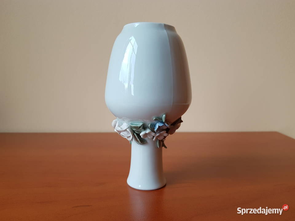 Sygnowany porcelanowy wazonik BOGUCICE porcelana Dąbrowa Górnicza sprzedam