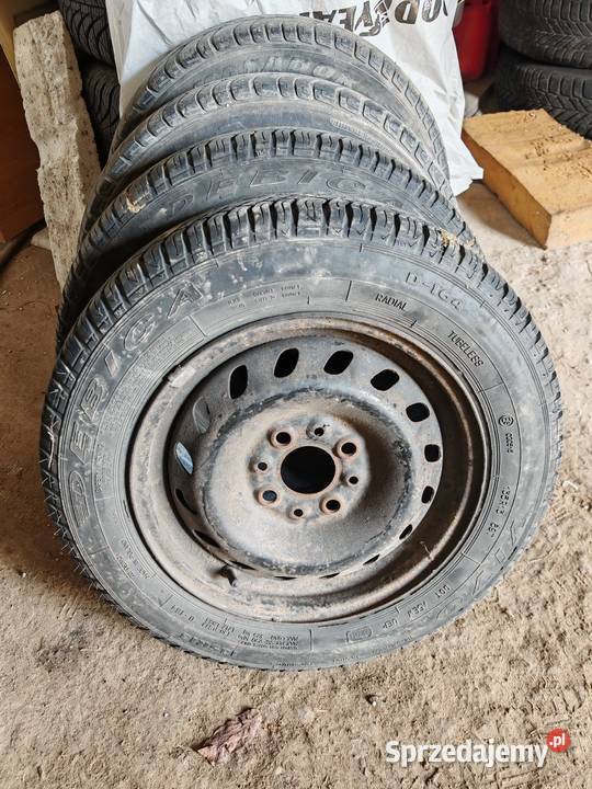 Felgi stalowe R 13 z oponami Felgi podkarpackie Dębica sprzedam