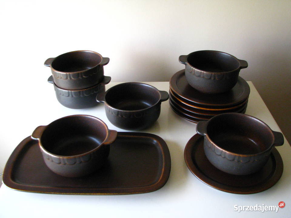 Kamionkowe miseczki z uszkami talerzyki i patera Brzegi sprzedam