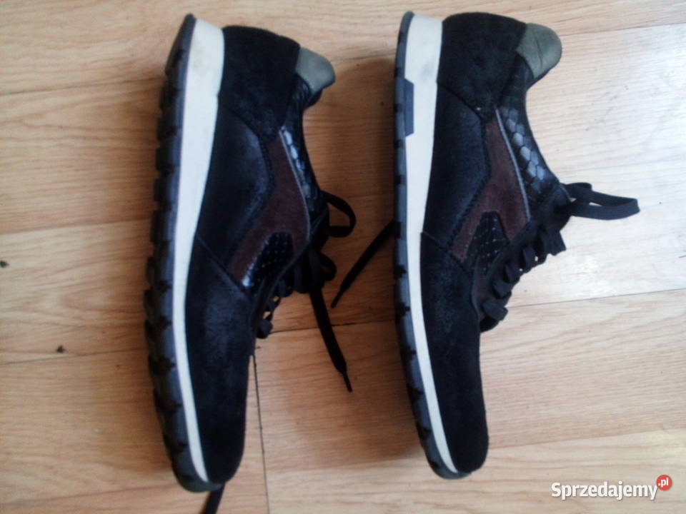 Buty sportowe AM rozmiar 43 Sportowe Warszawa