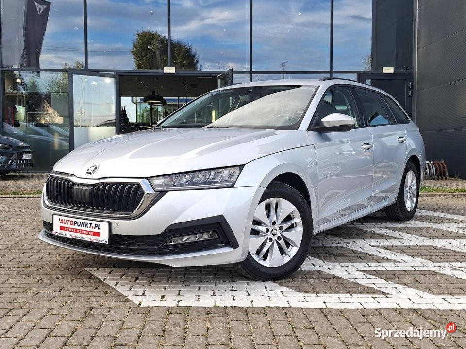 Skoda Octavia 2022r FV23 ASO LED FrontLaneAssist 1968cm3