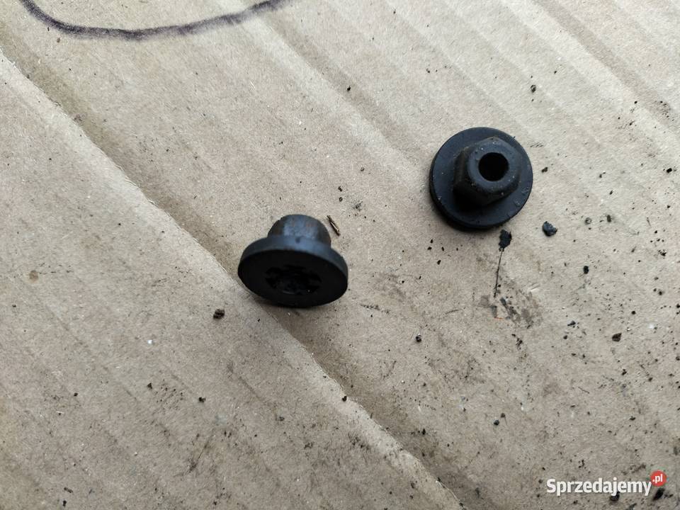 PLASTIKOWA NAKRĘTKA 6MM NA KLUCZ 10 AUDI 90 B3 Pozostałe