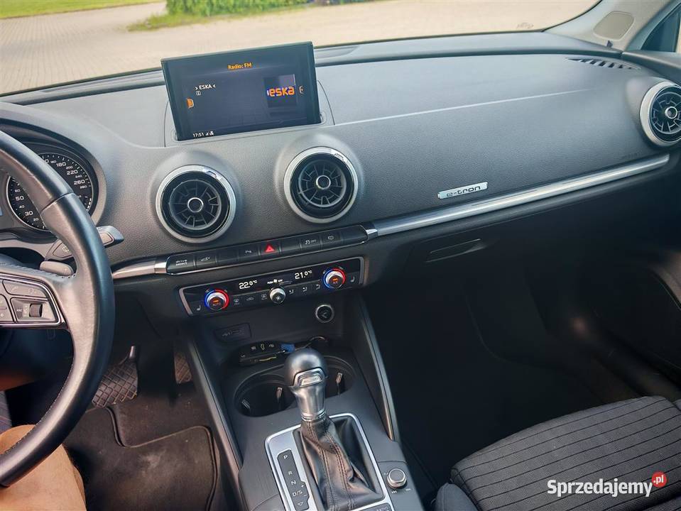 HYBRYDA PLUGIN etron 14 TFSI 204 Stronic 2018 śląskie Zabrze