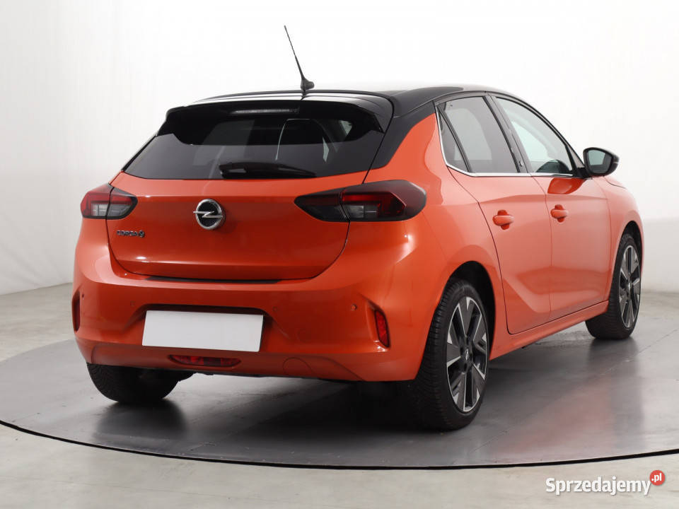 Opel Corsae 50 kWh światła do jazdy dziennej Opel