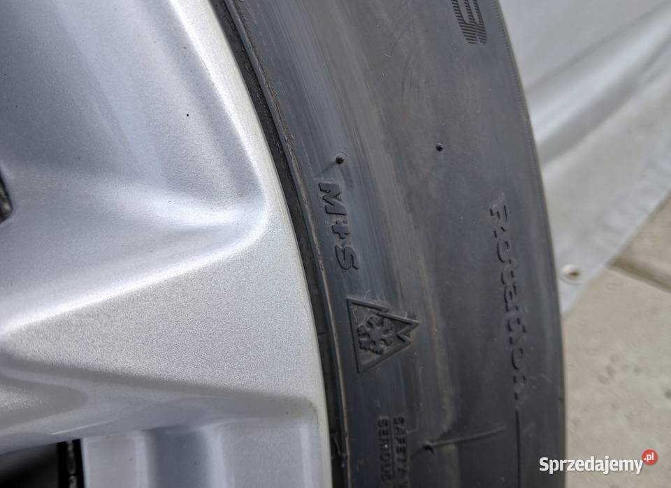 Toyota Yaris Cross IV 5 x 1143 alufelgi 16 felgi dolnośląskie Oleśnica