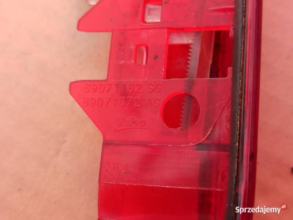RENAULT KANGOO 2 II LAMPA ŚWIATŁO STOP 89071182 Rok produkcji 2016 dolnośląskie sprzedam