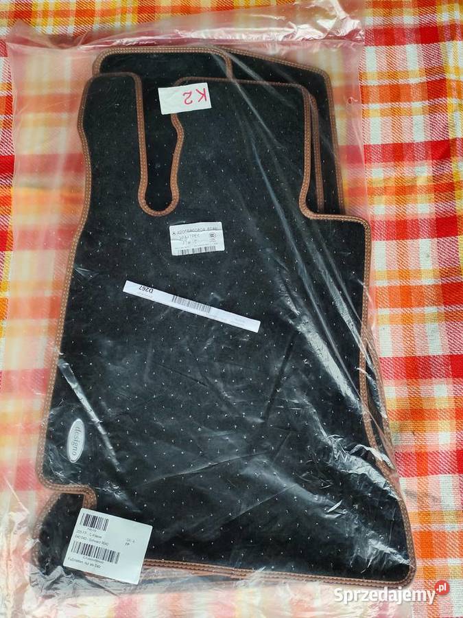 Oryginalne dywaniki welurowe W205 S205 DESIGNO wielkopolskie Bolewice